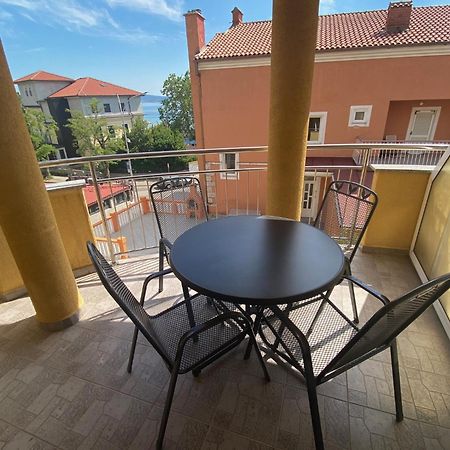 Duerr Apartment Crikvenica Exterior photo